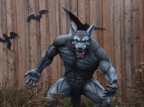 Werewolf Legend: Why Full Moons Became Part of the Myth — Myths & Legends trivia by Trivia Daily