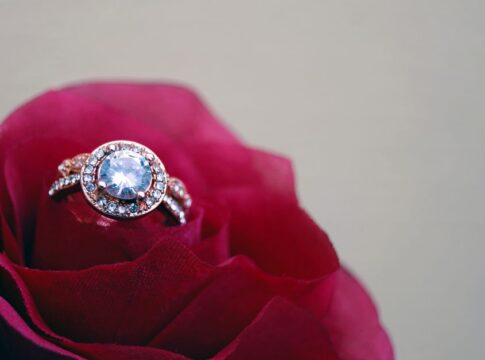 7 Bizarre Facts About How Diamonds Form Deep Underground — Odd Science/Facts trivia by Trivia Daily