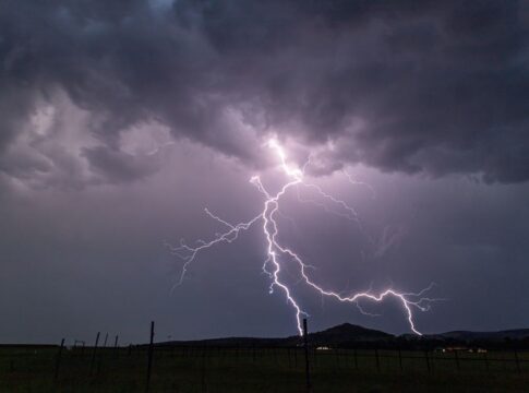 The Truth About Lightning: Hotter Than the Suns Surface — Odd Science/Facts trivia by Trivia Daily