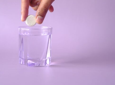 The Truth About Your Stomach Acid Dissolving Razor Blades — Odd Science/Facts trivia by Trivia Daily